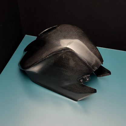 #m2s CARBON Tankverkleidung / 2023+